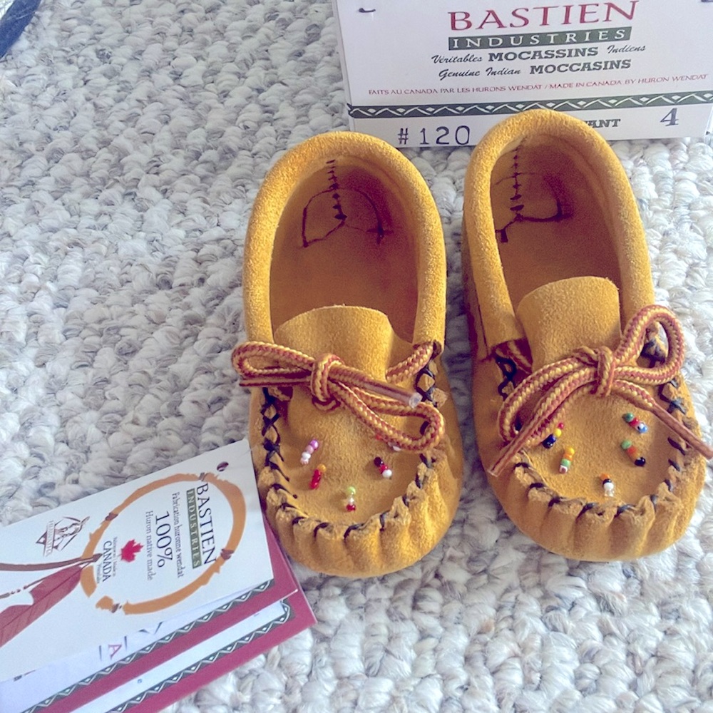 Bastien Mocassins for babies - size 4 - new with tags!